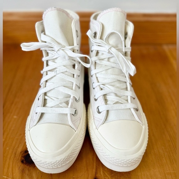 Converse Women's Platform Floral Embroidery High Top Sneakers | Size 5.5 - Picture 5 of 12
